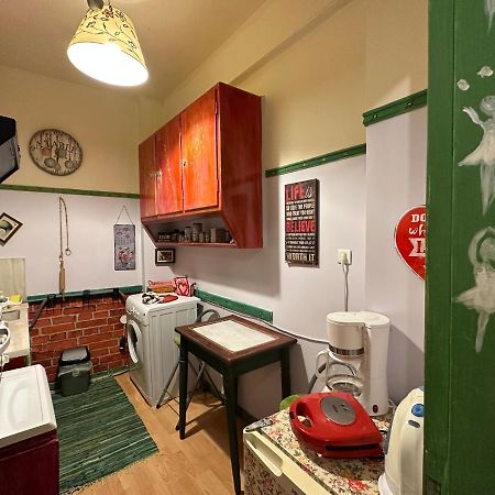 City Center Little Happy Romantic House Athen Eksteriør bilde