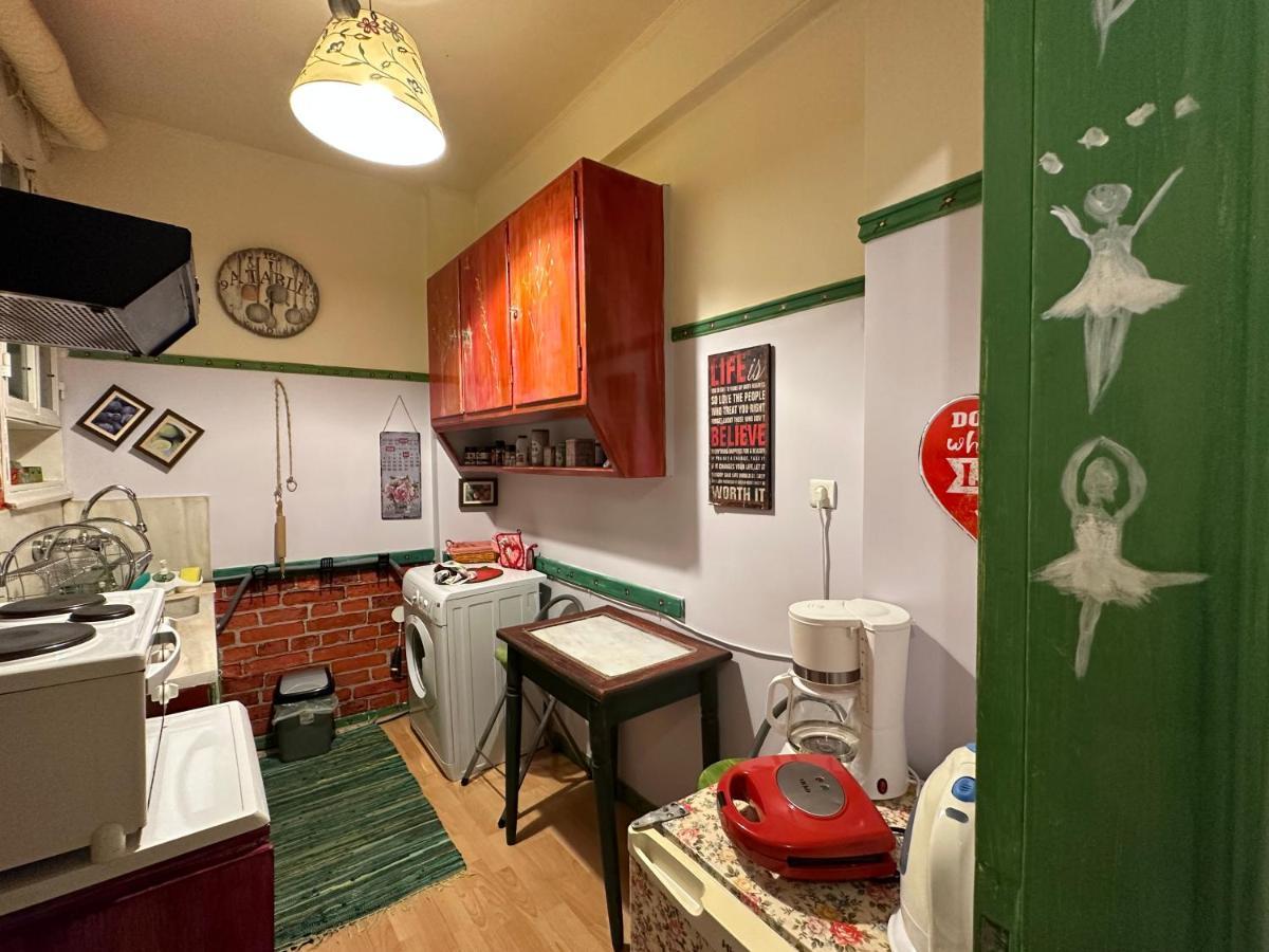 City Center Little Happy Romantic House Athen Eksteriør bilde